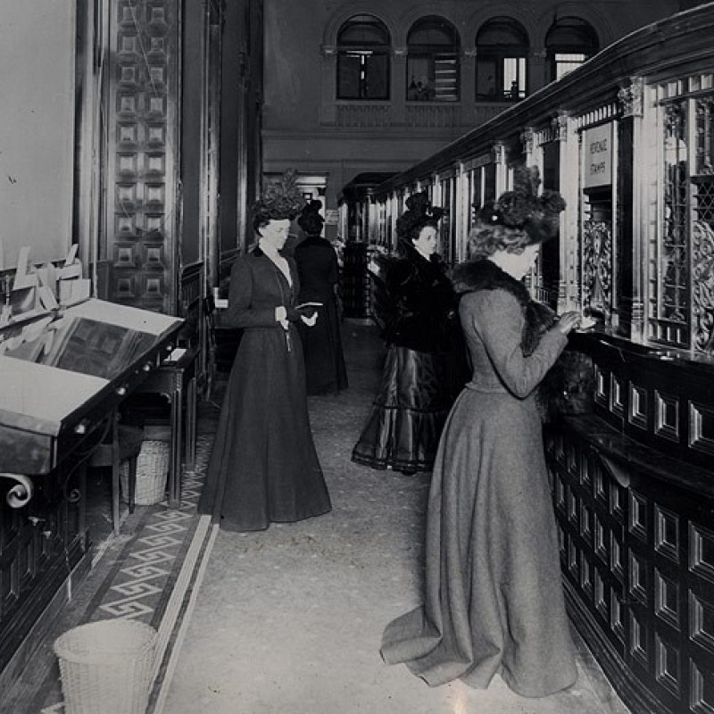 A Purse of Her Own: The Development of Women’s Banking Spaces